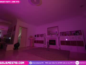 webcam girl hannahjames710 live cam image #1966480
