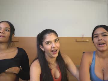 webcam girl camilitasu live cam image #4857945