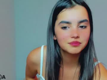 webcam girl nika_la live cam image #1192818