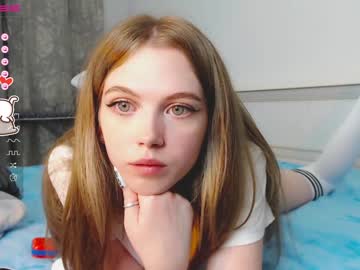 webcam girl small_blondee live cam image #3210208