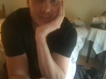 webcam man johnnybundlez live cam image #4355365