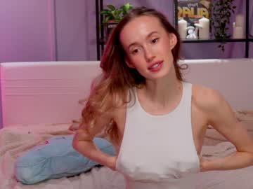 webcam girl lolly_bella_ live cam image #1523440