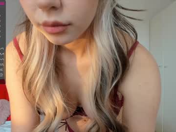 webcam girl deniseone live cam image #3580235