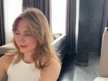 webcam girl girl_next_door19 live cam image #6952792