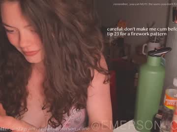 webcam girl emersoncane live cam image #2194770