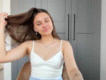 webcam girl eleonora_linn live cam image #2126401