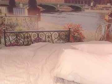 webcam girl hi_teika live cam image #1462377
