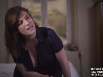 webcam girl claire_moulin live cam image #1400648