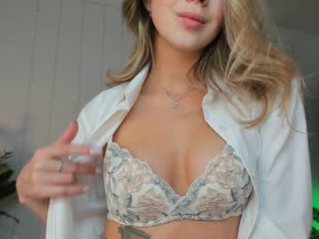 webcam girl emmi_rosee live cam image #5786477