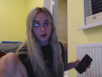 webcam girl holymollylight live cam image #168142