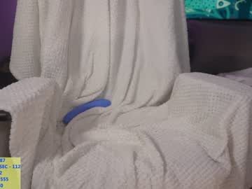 webcam girl alice_kosmos live cam image #2481278