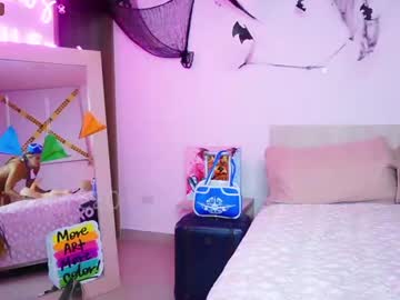 webcam girl dani_moore live cam image #255220