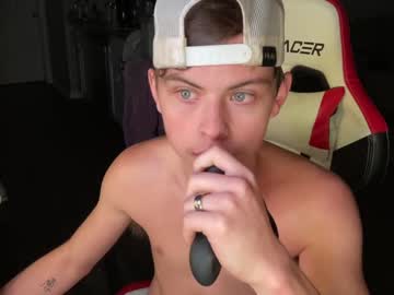 webcam man kentuckydrake live cam image #4659574