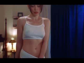 webcam girl cinnabelle live cam image #1301162