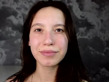 webcam girl just_emmy live cam image #5426186