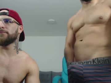 webcam man willhottwil1 live cam image #5919387