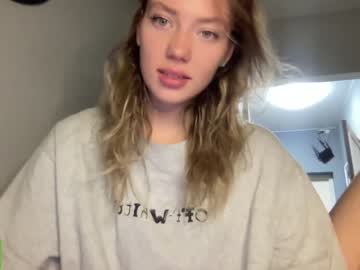 webcam girl angel_from_sky live cam image #5894172