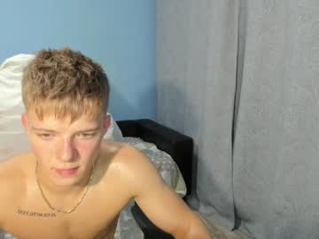 webcam man hogrider192 live cam image #5400664