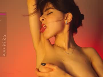 webcam girl amandamedrano live cam image #4559882