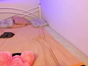 webcam girl alexa_simmons live cam image #782259
