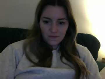 webcam girl yourwetdreamddd live cam image #6529135