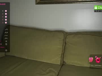 webcam girl magsatnight live cam image #5682759
