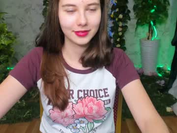 webcam girl carolineprise live cam image #695516