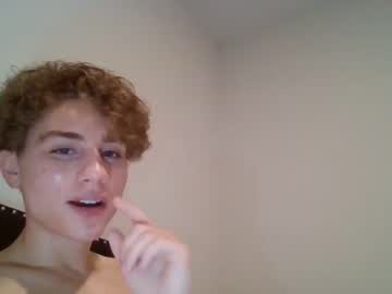 webcam man chaseehutch live cam image #3721422