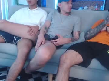 webcam man fratguysonline live cam image #4675157