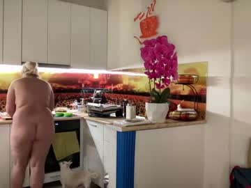 webcam girl kiradivine live cam image #6764057