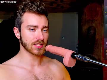 webcam man basicallynobody live cam image #7000653