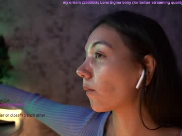 webcam girl kronniekray live cam image #518117
