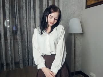 webcam girl cute_caprice live cam image #4462625