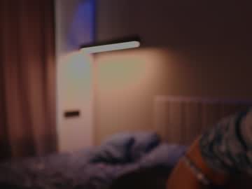 webcam girl angella_kleee live cam image #4072620