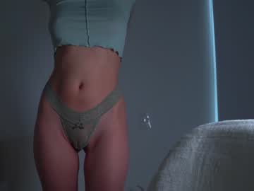 webcam girl houseofkei live cam image #1567024