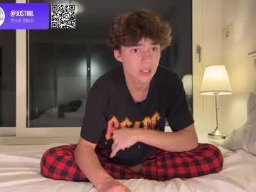 webcam man justnil live cam image #5279630