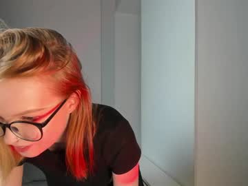 webcam girl shinnyvibes live cam image #6434730