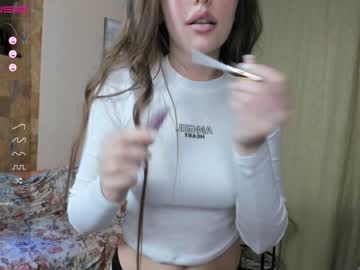 webcam girl sweeties_pie live cam image #3953087