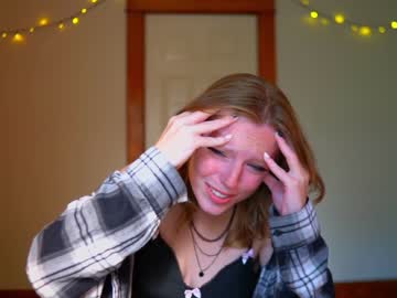 webcam girl crimsonxrapture live cam image #2271030