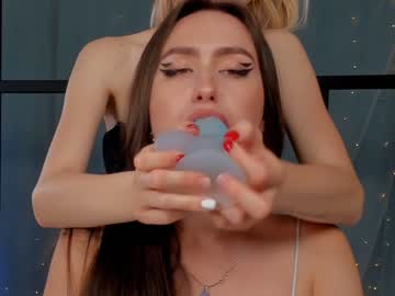 webcam girl sinacampby live cam image #2336160