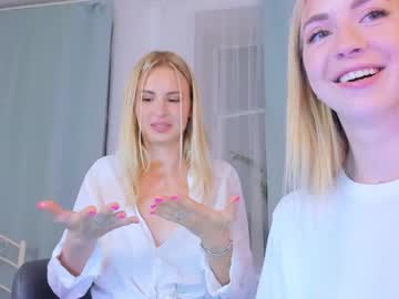 webcam girl emmi_rosee live cam image #2047552