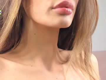 webcam girl therealbonnieclydex live cam image #1280659