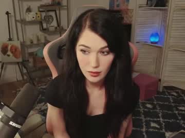 webcam girl evelynclaire live cam image #6192839