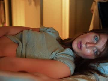 webcam girl ellaa91 live cam image #2565997