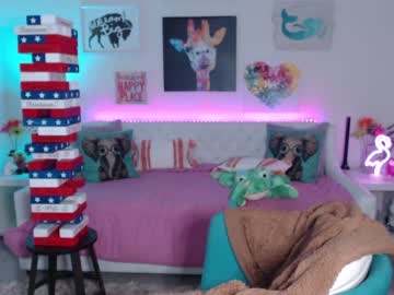 webcam girl holihurricane live cam image #4408263