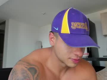 webcam man nicolasmuscle live cam image #6562339