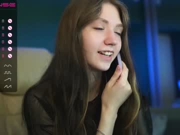 webcam girl angels_kiss live cam image #4588595