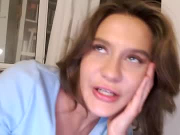 webcam girl bitter_moon live cam image #4793065