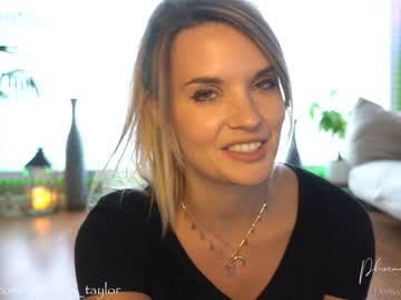 webcam girl phoenix_taylor live cam image #1734409