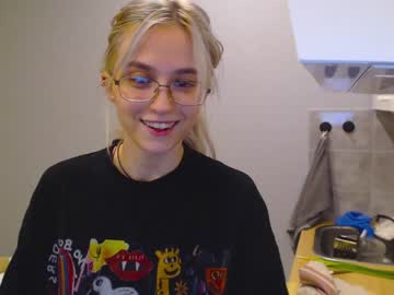 webcam girl holymollylight live cam image #168217